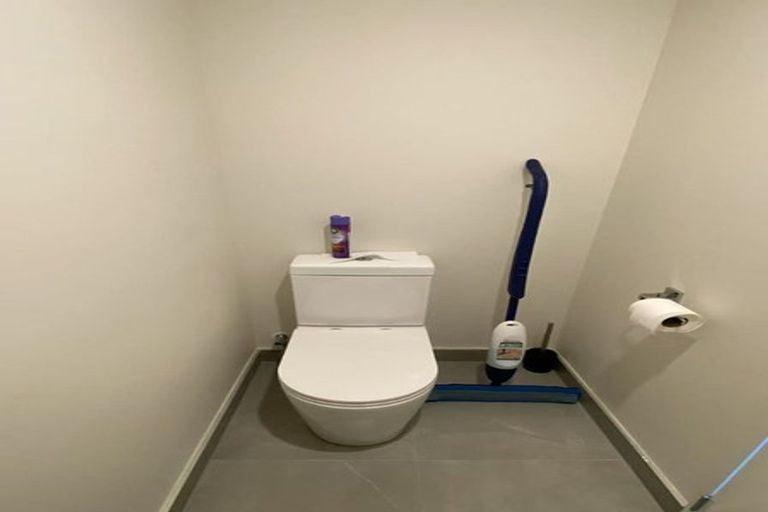 Photo of property in 4a Roby Street, Te Atatu Peninsula, Auckland, 0610