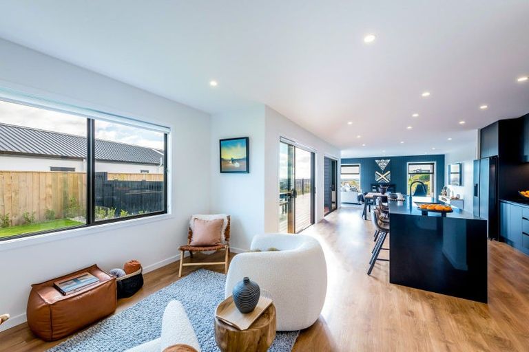 Photo of property in 70 Katania Heights, Brightwater, 7022