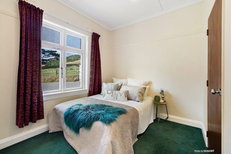 Photo of property in 410 Takapu Road, Takapu Valley, Wellington, 5028