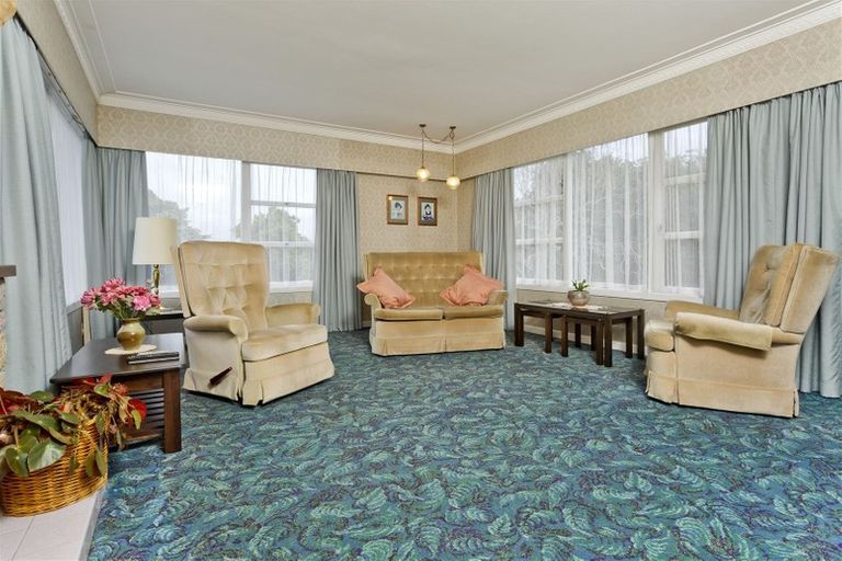 Photo of property in 87 Hillcrest Avenue, Hillcrest, Auckland, 0627