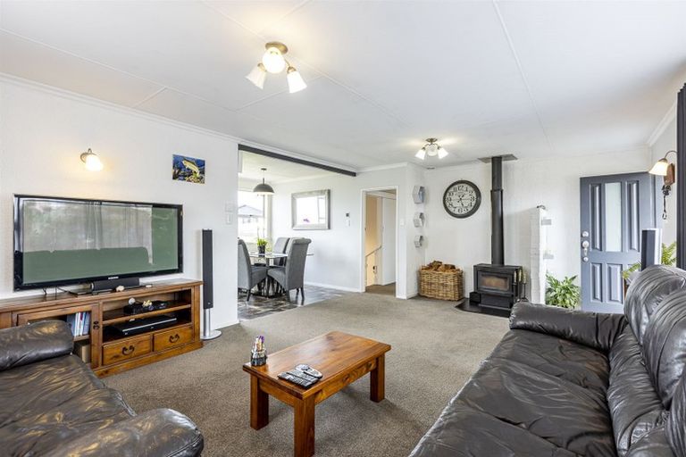 Photo of property in 8 Heatherlea Heights, Feilding, 4702