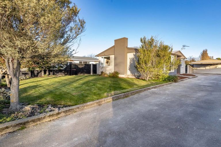 Photo of property in 7 Cottonwood Street, Parklands, Christchurch, 8083