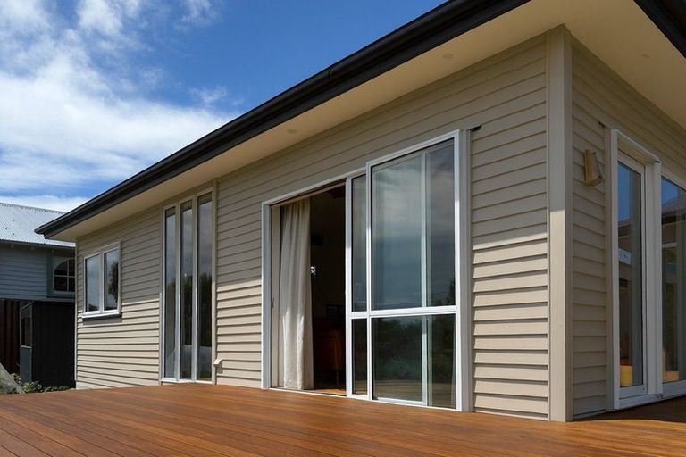 Photo of property in 249 Fifield Terrace, Opawa, Christchurch, 8023