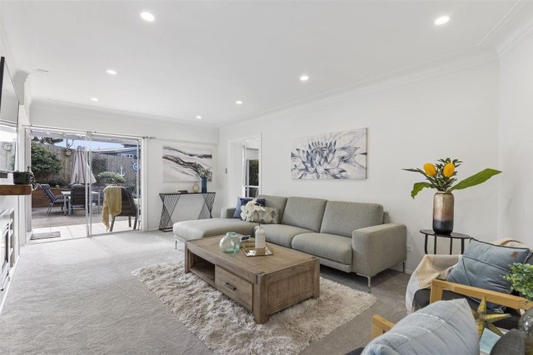 Photo of property in 149 Sandspit Road, Shelly Park, Auckland, 2014