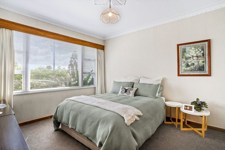 Photo of property in 101 Lincoln Road, Henderson, Auckland, 0610