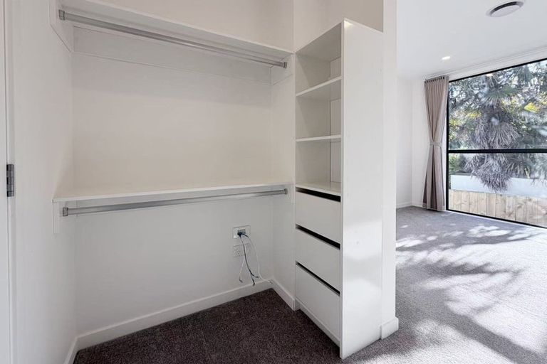 Photo of property in 13a King Richard Place, Browns Bay, Auckland, 0630