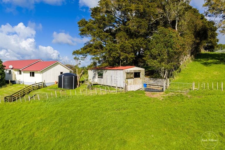 Photo of property in 24 Totara Rise, Maungaturoto, 0588