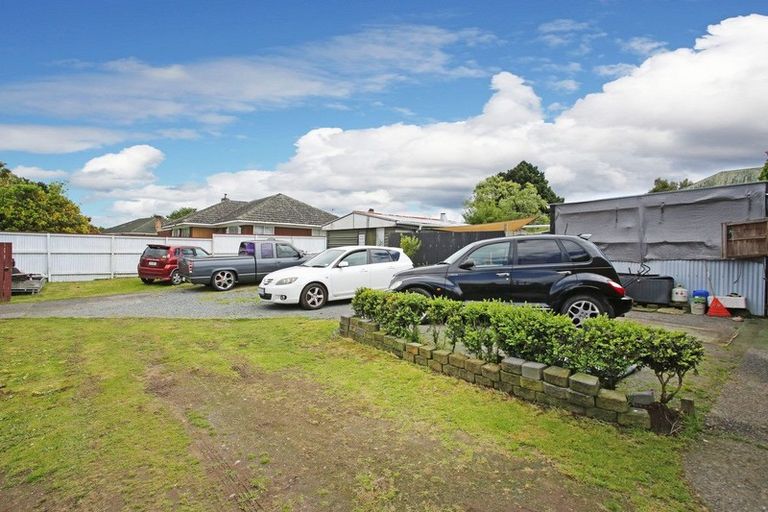 Photo of property in 3 Valentine Street, Papakura, 2110