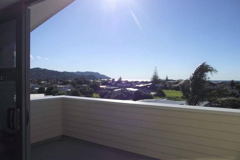 Photo of property in 30 Reo Crescent, Waihi Beach, 3611