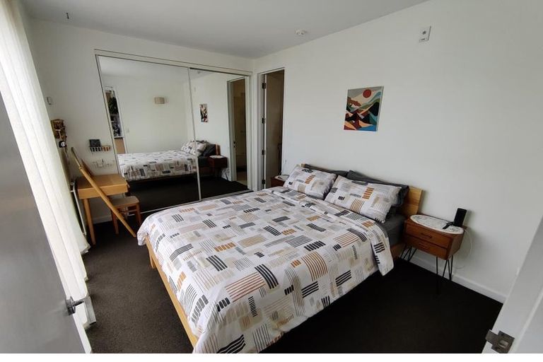 Photo of property in De Vere Apartments, 7/23 Tennyson Street, Te Aro, Wellington, 6011