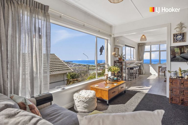 Photo of property in 62 Middleton Road, Kew, Dunedin, 9012