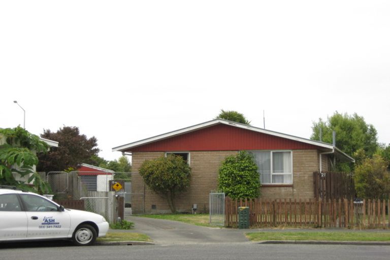Photo of property in 21 Besant Place, Avondale, Christchurch, 8061