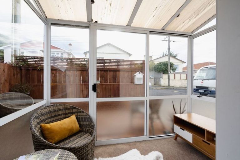 Photo of property in 8 Wills Street, Balaclava, Dunedin, 9011