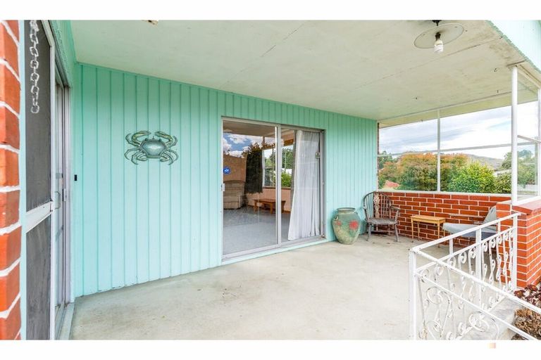 Photo of property in 2 Betten Street, Waimate, 7924