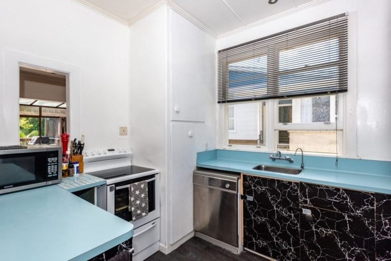 Photo of property in 6 Jellicoe Street, Mangapapa, Gisborne, 4010