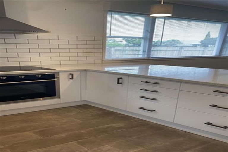 Photo of property in 23 Liverpool Street, Levin, 5510