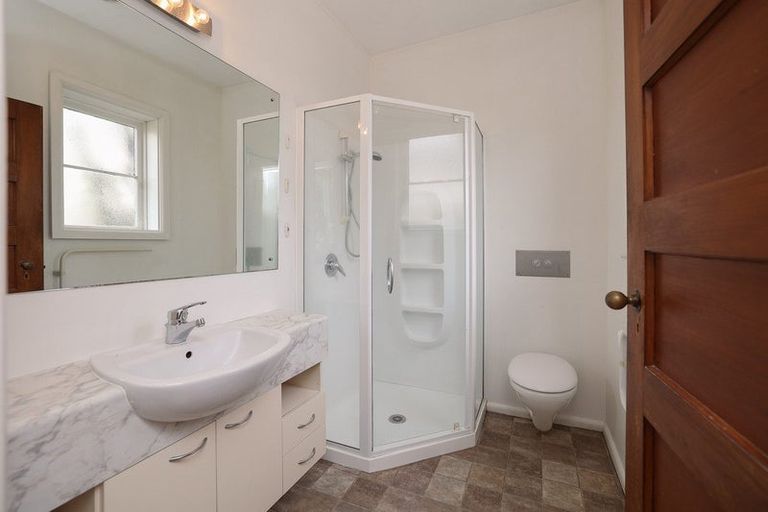 Photo of property in 19 Tika Street, Riccarton, Christchurch, 8041