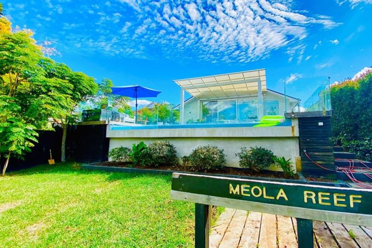 Photo of property in 6 Wainoni Avenue, Point Chevalier, Auckland, 1022