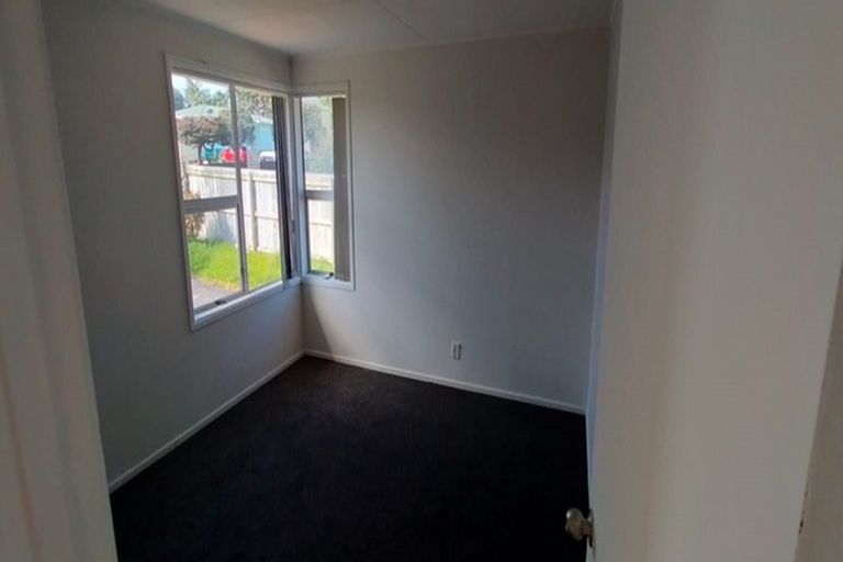 Photo of property in 130 Tennessee Avenue, Mangere East, Auckland, 2024