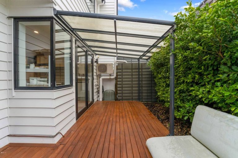 Photo of property in 79c Granville Drive, Massey, Auckland, 0614