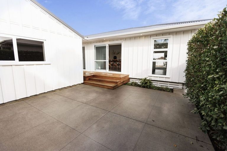 Photo of property in 43a Dorset Avenue, Westown, New Plymouth, 4310