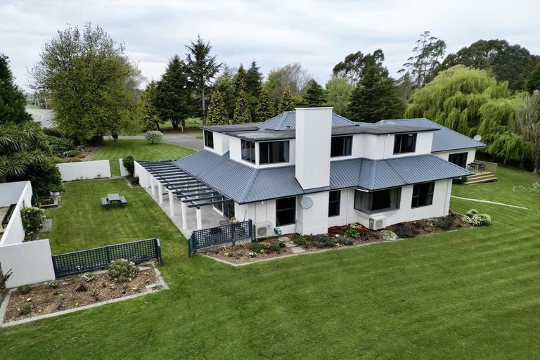 Photo of property in 56 Weston Road, Waiareka Junction, Oamaru, 9401