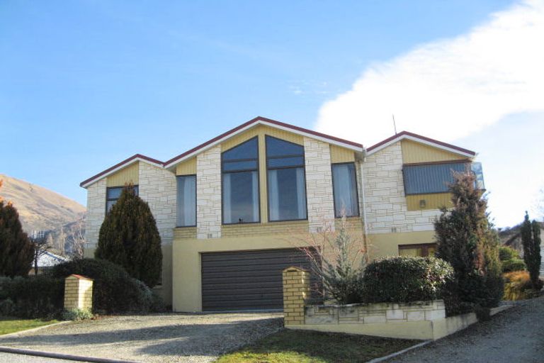 Photo of property in 68 Bills Way, Wanaka, 9305