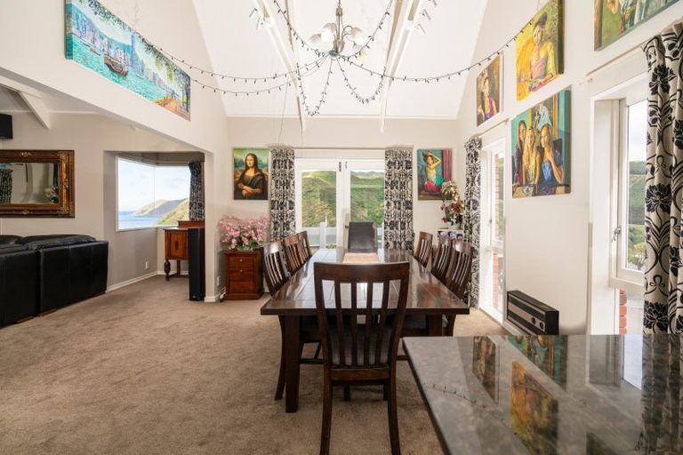 Photo of property in 28 Welland Place, Island Bay, Wellington, 6023