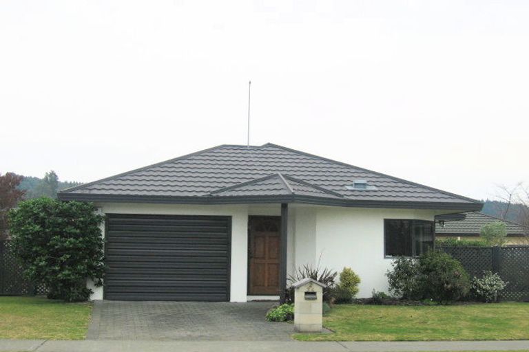 Photo of property in 2/34 Brompton Drive, Taradale, Napier, 4112