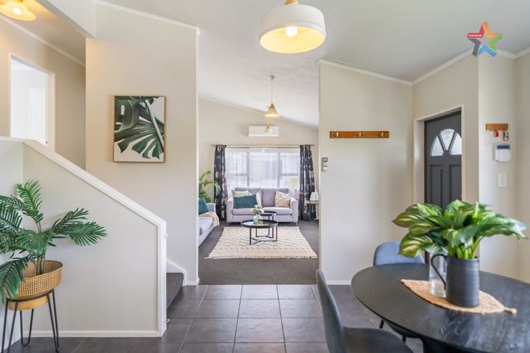 Photo of property in 284 Maungaraki Road, Maungaraki, Lower Hutt, 5010