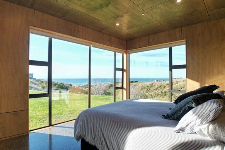 Photo of property in 35 Tama Road, Riversdale Beach, Masterton, 5872