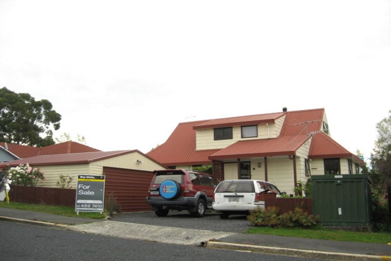 Photo of property in 71 Kinmont Crescent, Kinmont Park, Mosgiel, 9024
