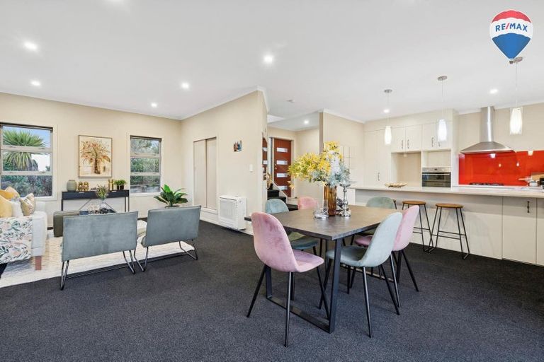 Photo of property in 137 Endeavour Drive, Whitby, Porirua, 5024