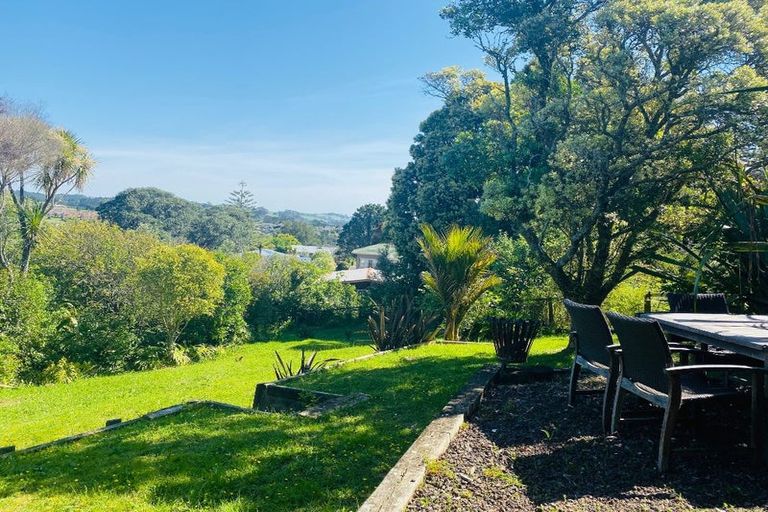 Photo of property in 109 Vipond Road, Stanmore Bay, Whangaparaoa, 0932
