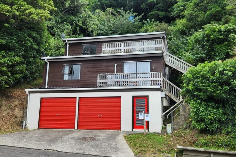 Photo of property in 71a Middleton Road, Johnsonville, Wellington, 6037
