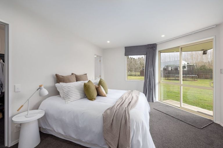 Photo of property in 1465 South Eyre Road, Swannanoa, 7476