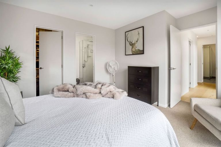 Photo of property in 6 David Buist Crescent, Halswell, Christchurch, 8025