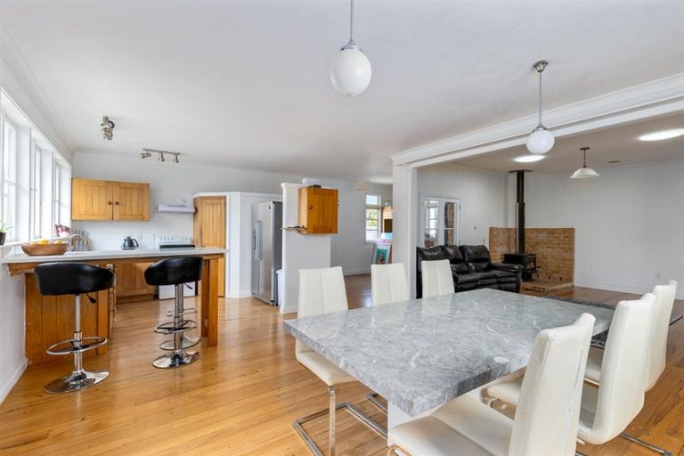 Photo of property in 106 Parkhurst Road, Parakai, 0830