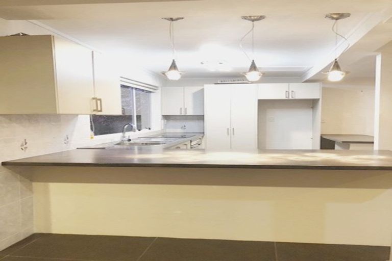 Photo of property in 1/22 Nigel Road, Browns Bay, Auckland, 0630