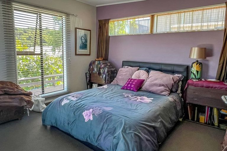Photo of property in 143a Waikawa Road, Picton, 7220
