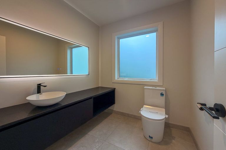 Photo of property in 11 Henry Blyth Lane, Greenhithe, Auckland, 0632