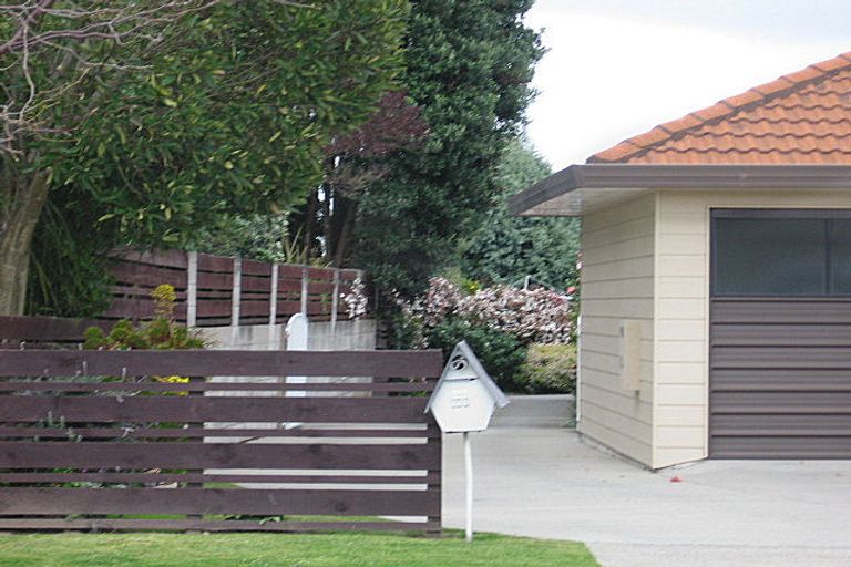 Photo of property in 84b Gloucester Road, Mount Maunganui, 3116