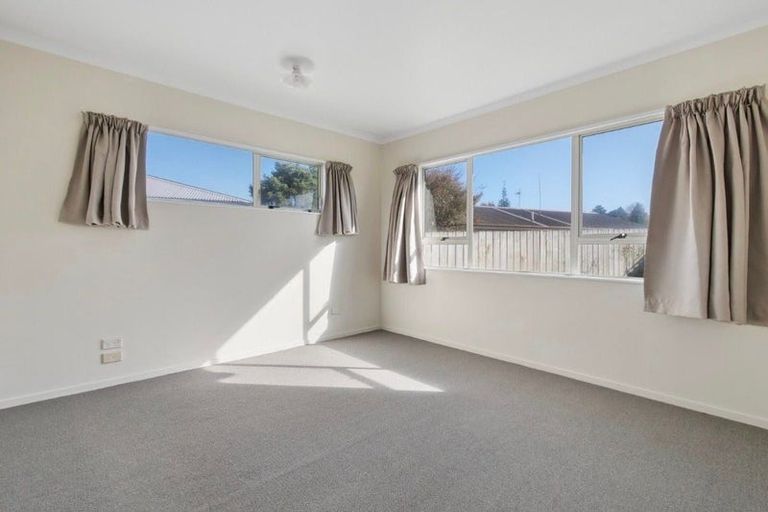Photo of property in 58b Millers Road, Brookfield, Tauranga, 3110