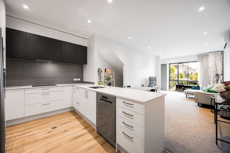 Photo of property in 34 Walter Merton Road, Hobsonville, Auckland, 0616