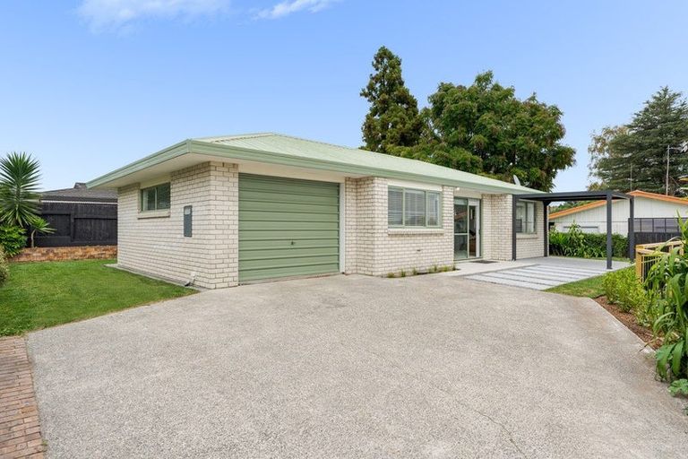 Photo of property in 17b Corinna Street, Welcome Bay, Tauranga, 3112