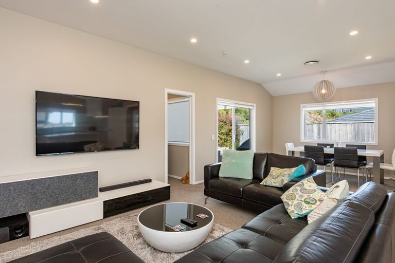 Photo of property in 36 Margaret Shields Avenue, Aotea, Porirua, 5024