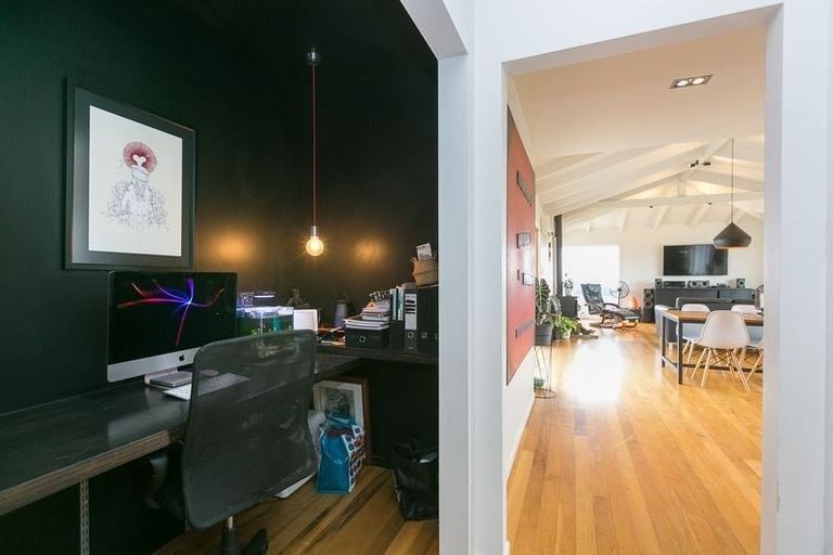 Photo of property in 205 King Road, Inglewood, 4386