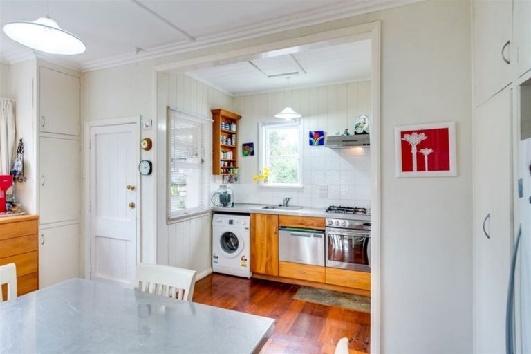 Photo of property in 978 Riverslea Road South, Longlands, Hastings, 4122