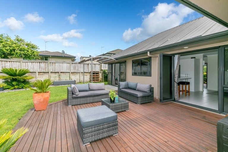 Photo of property in 71 Ayrshire Drive, Grandview Heights, Hamilton, 3200