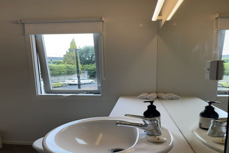 Photo of property in 1/12 Shrewsbury Street, Merivale, Christchurch, 8014